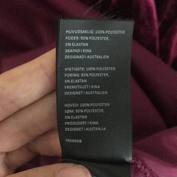 Bardot Velvet Dress - Picture 5 of 5